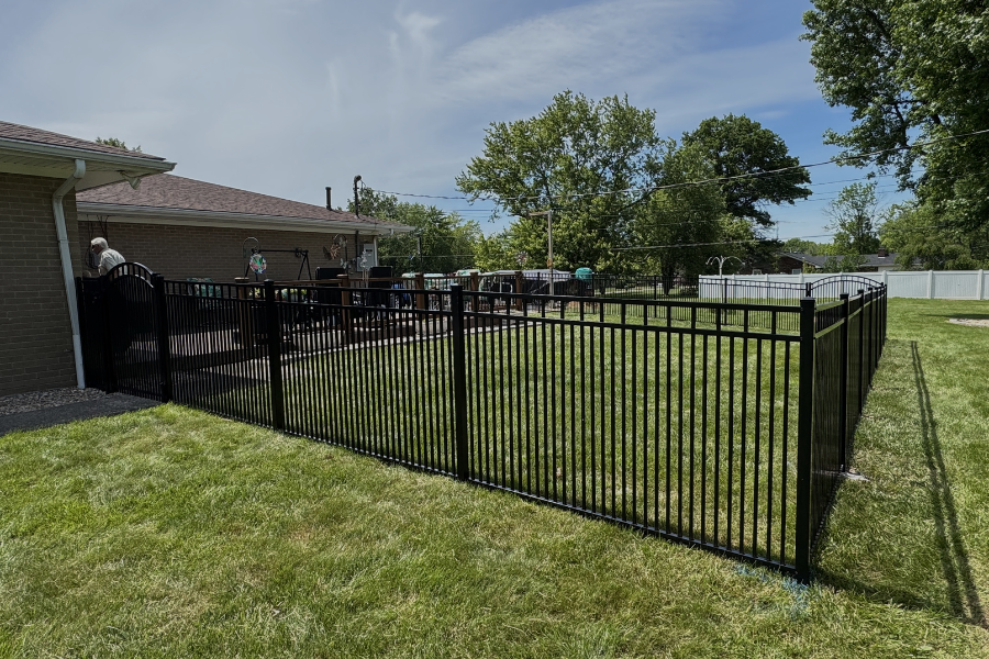 Aluminum driveway gate installation Lexington Kentucky