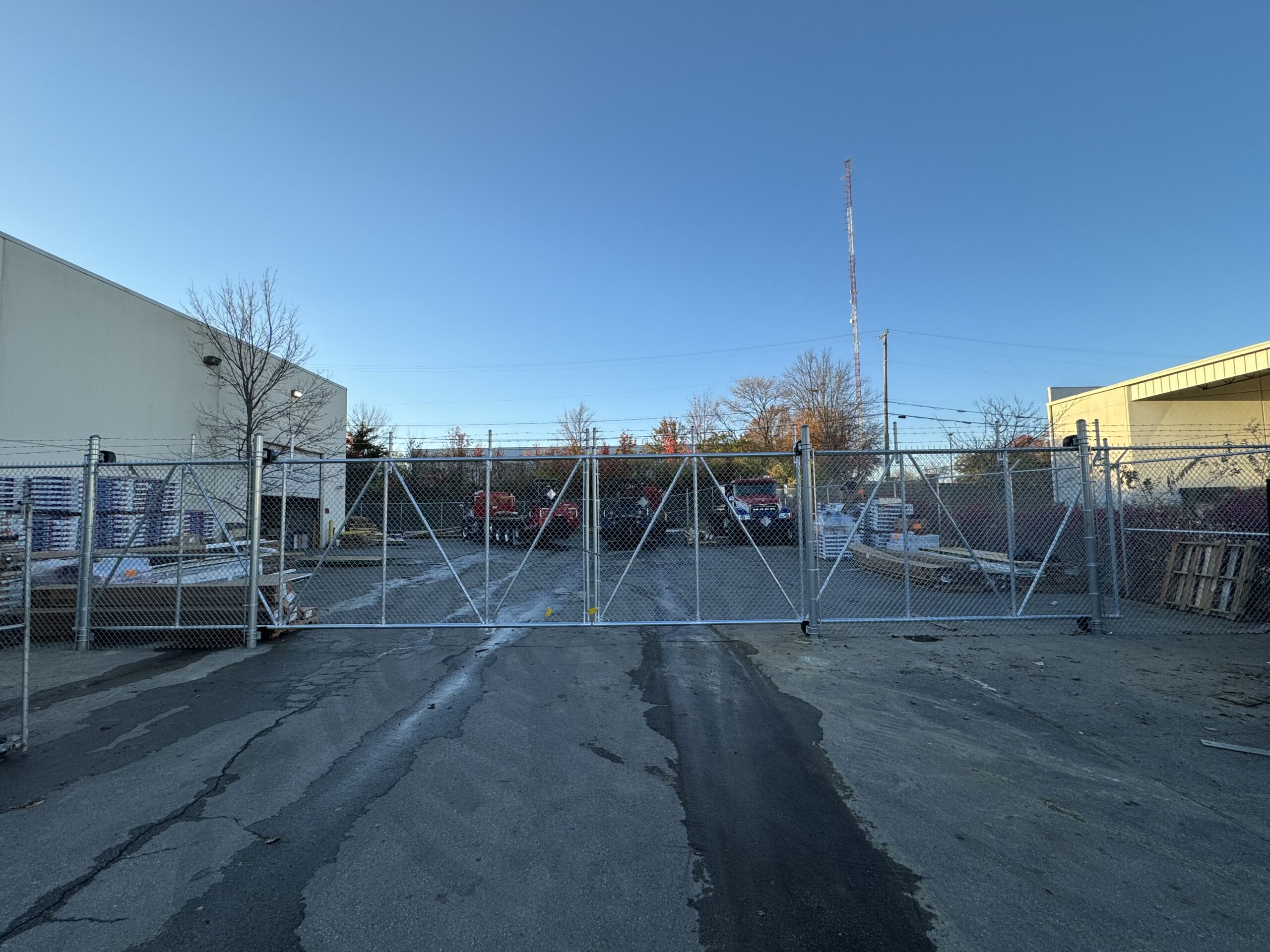 Commercial and industrial fencing